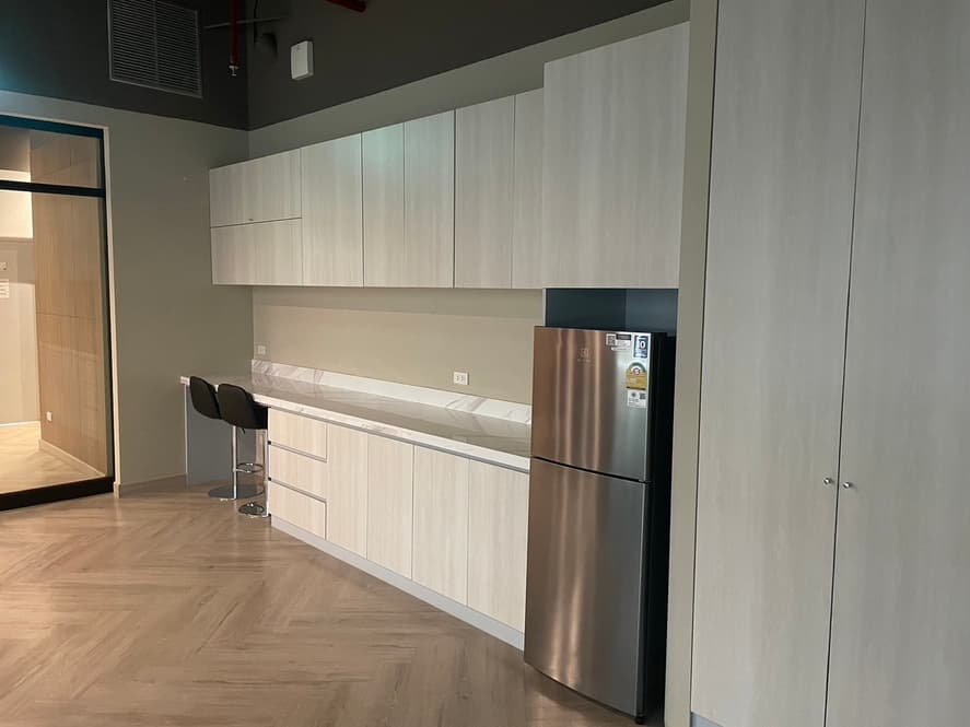 Common Area 4